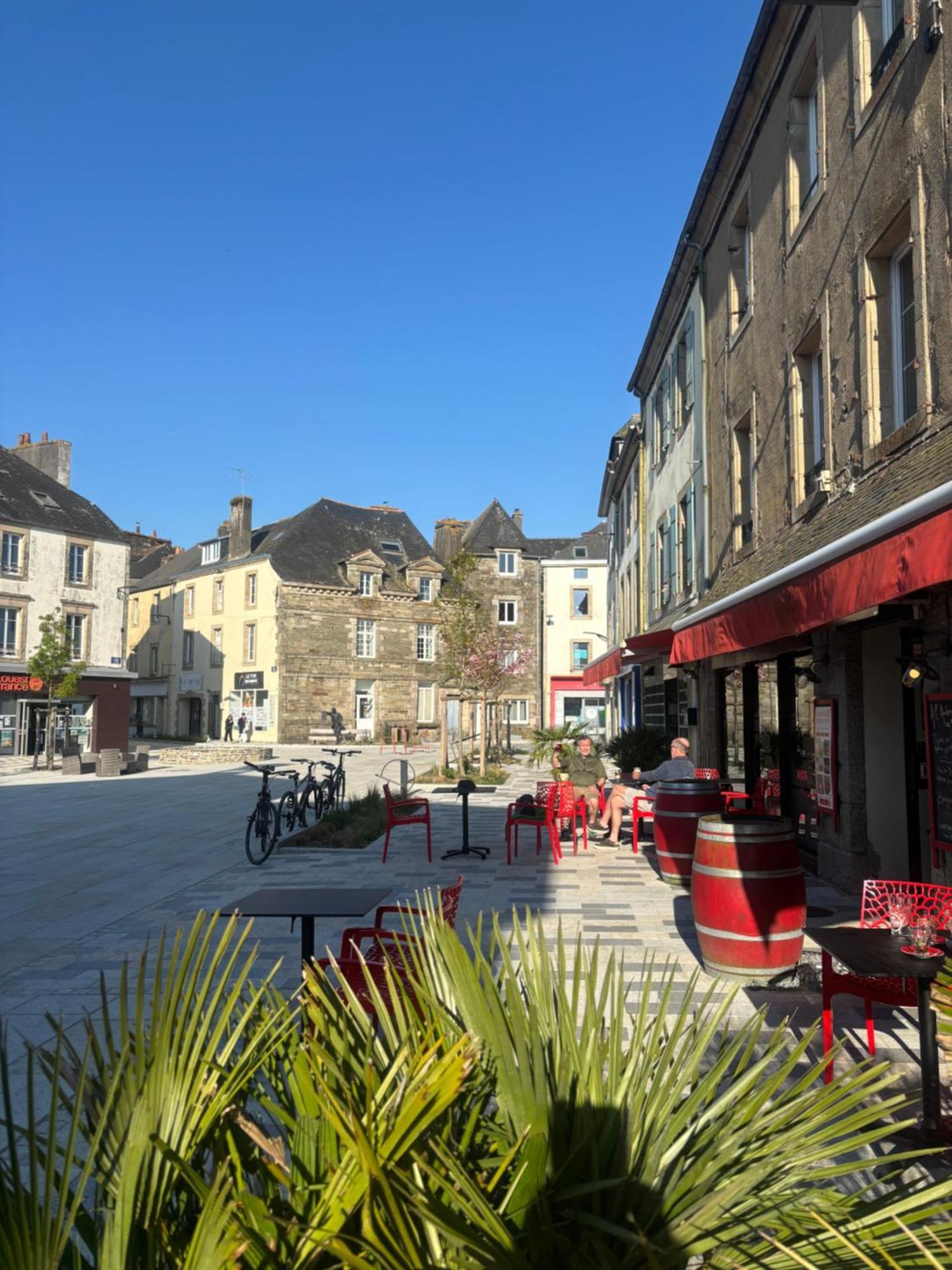 Fontaine Blanche River View, Large Patio & Garden In Central Brittany With Starlink Wifi Treffrin Ngoại thất bức ảnh